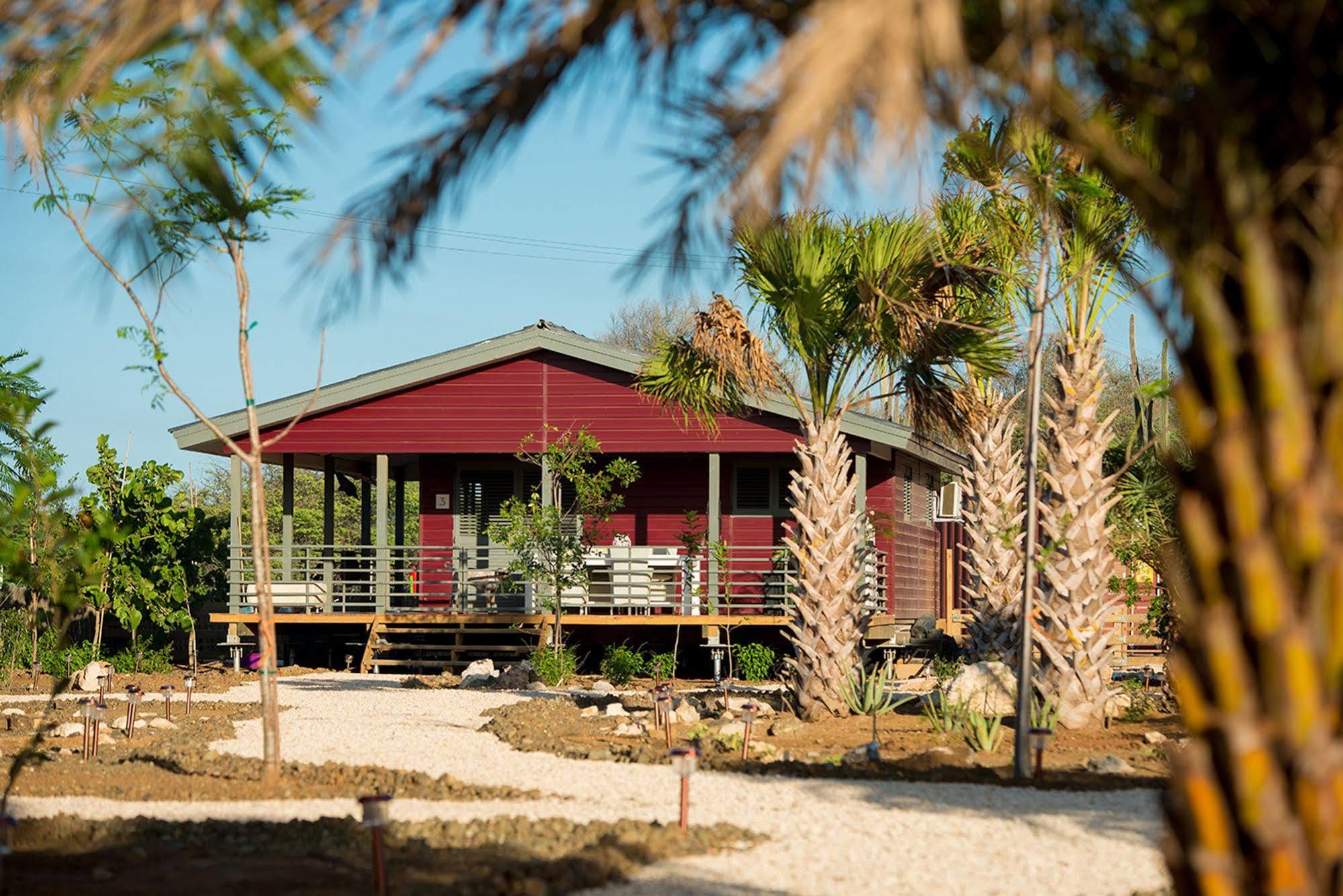 Red Palm Village คราเลนไดค์ ภายนอก รูปภาพ
